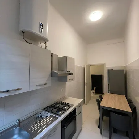 The House In The Architects' Hub Apartment *