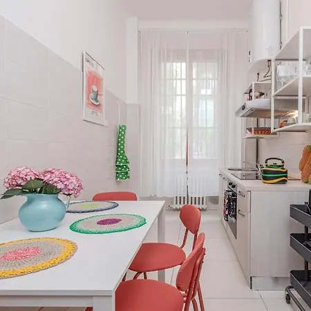 The House In The Architects' Hub Apartment *