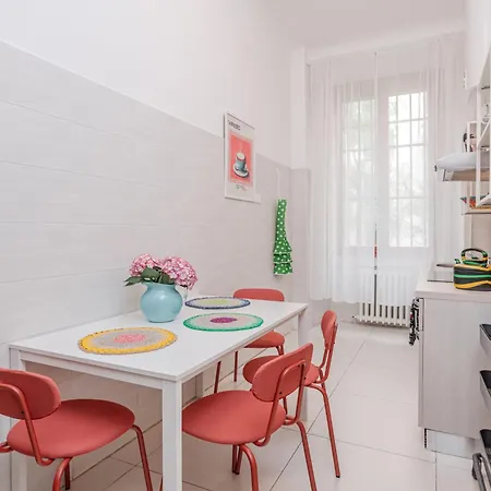 The House In The Architects' Hub Apartment